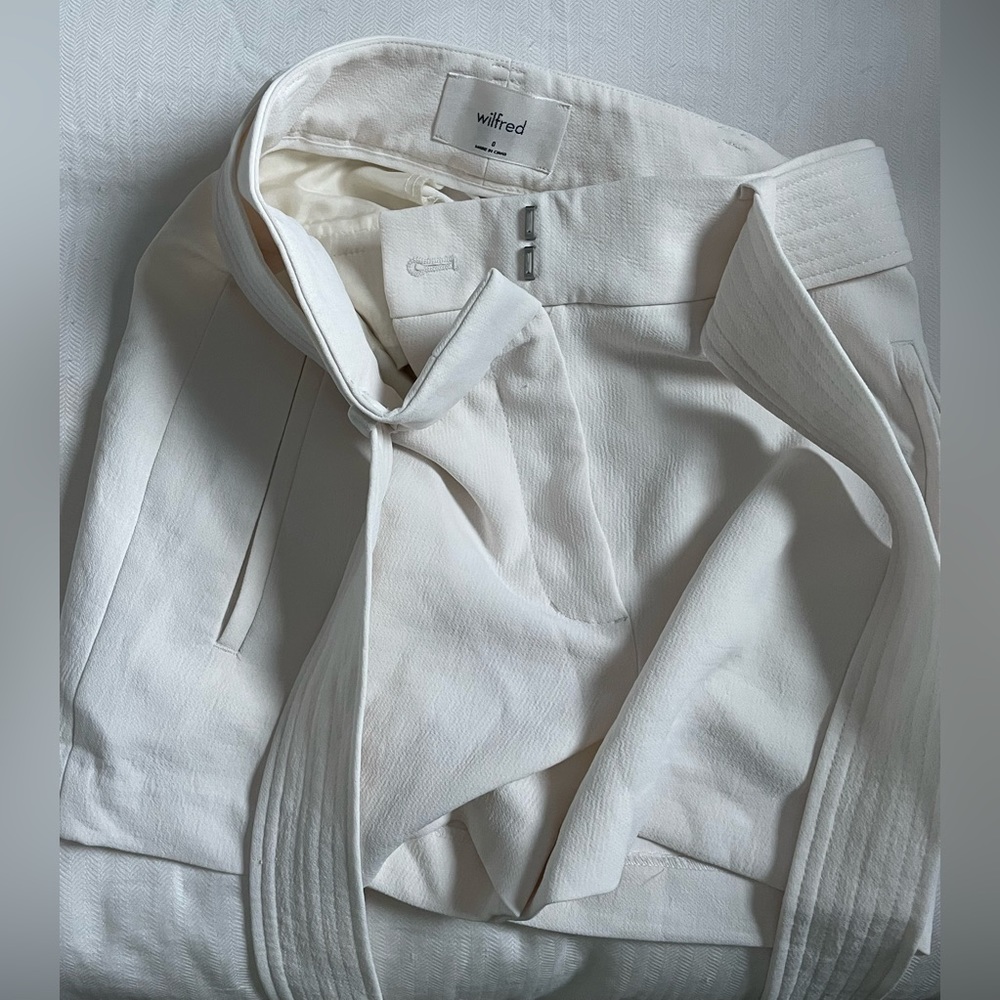 Wilfred white tailored shorts